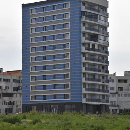 Lighthouse Boutique 2 Apartment